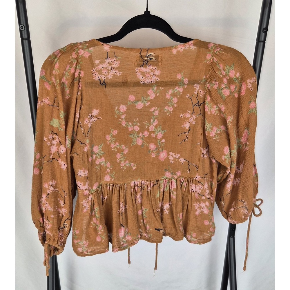 Urban Outfitters Gauzy Crop Top 3/4 Cinch Sleeves Front Tie Burnt Orange Floral - Picture 3 of 4